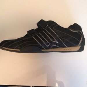 Black Athletic style shoes, Size 10